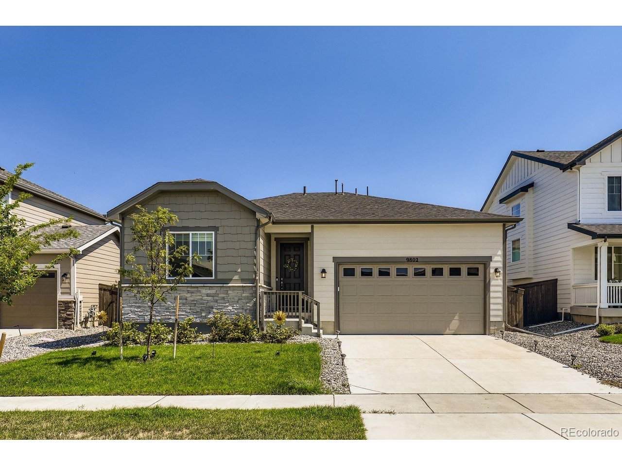 9802 Cathay St - Photo 1