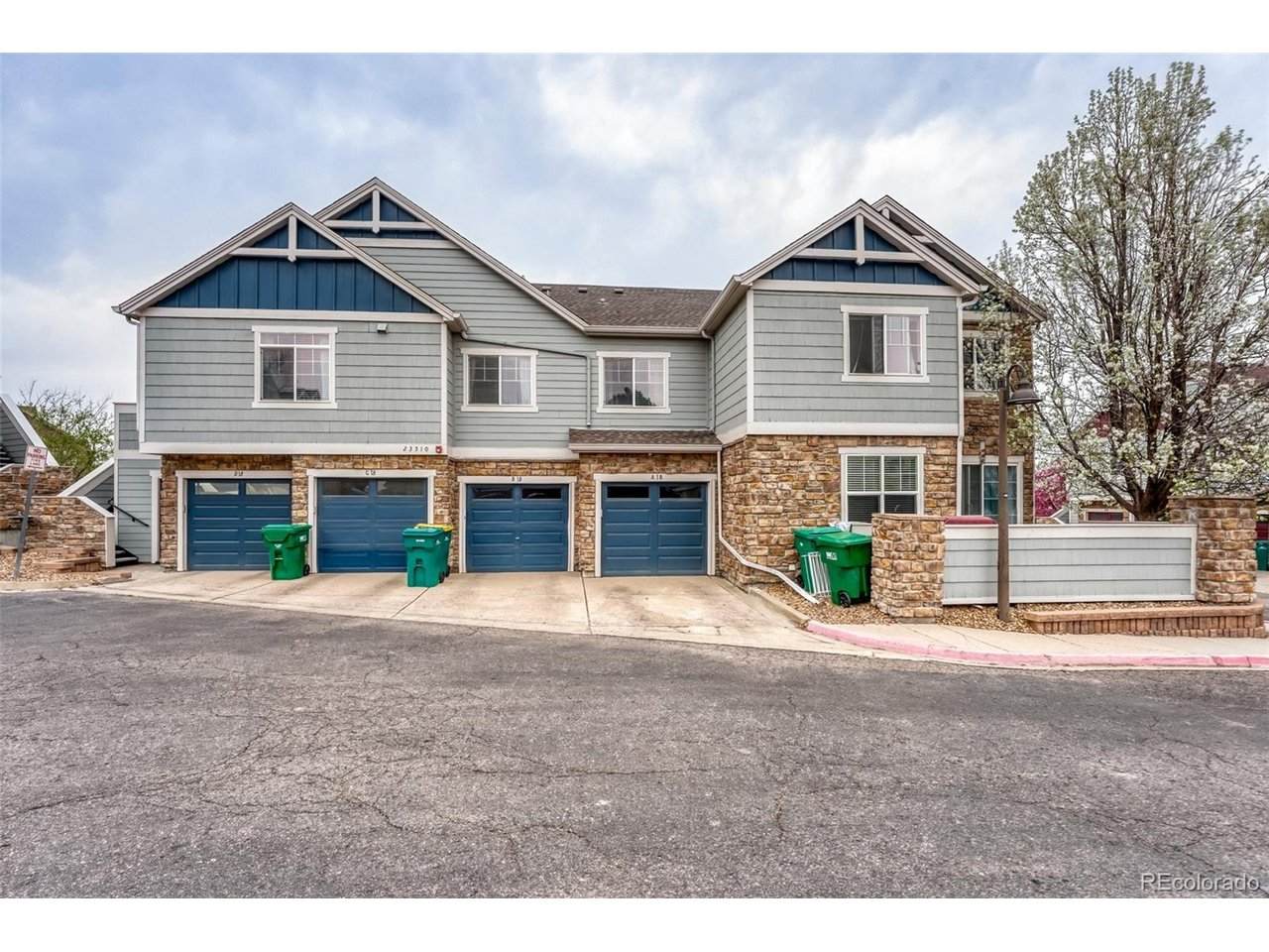 23510 Alamo Pl - Photo 1