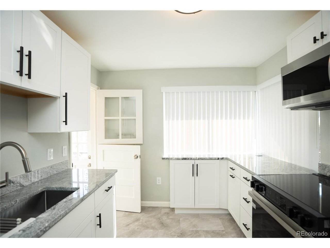 3640 Fairfax St - Photo 1