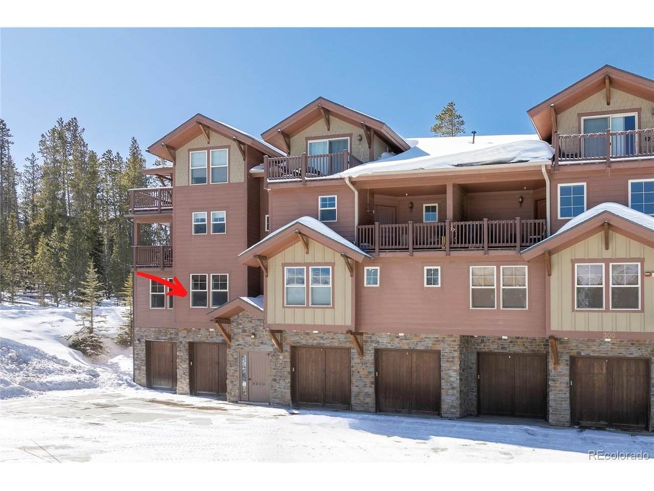 300 Bryant Blvd - Photo 1