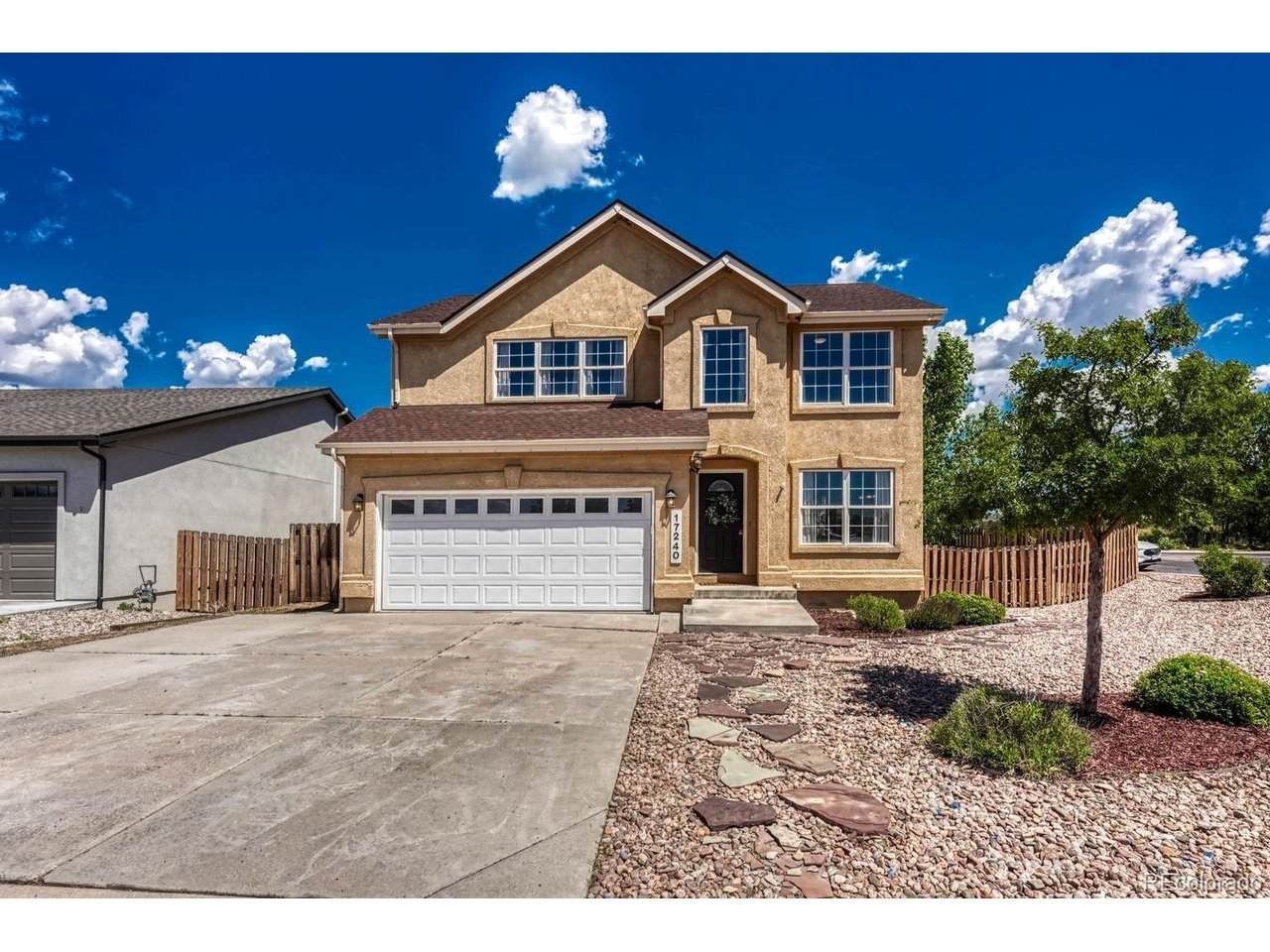 17240 Park Trail Dr - Photo 1