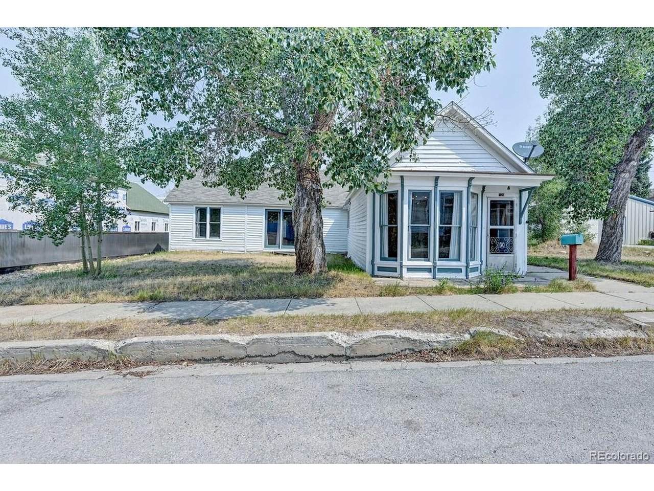 520 Chestnut St - Photo 1