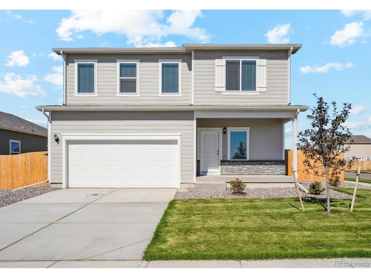 2240 Christina St - Photo 1