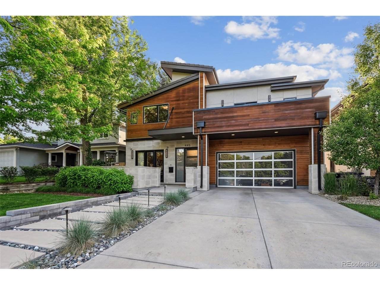 445 Forest St - Photo 1