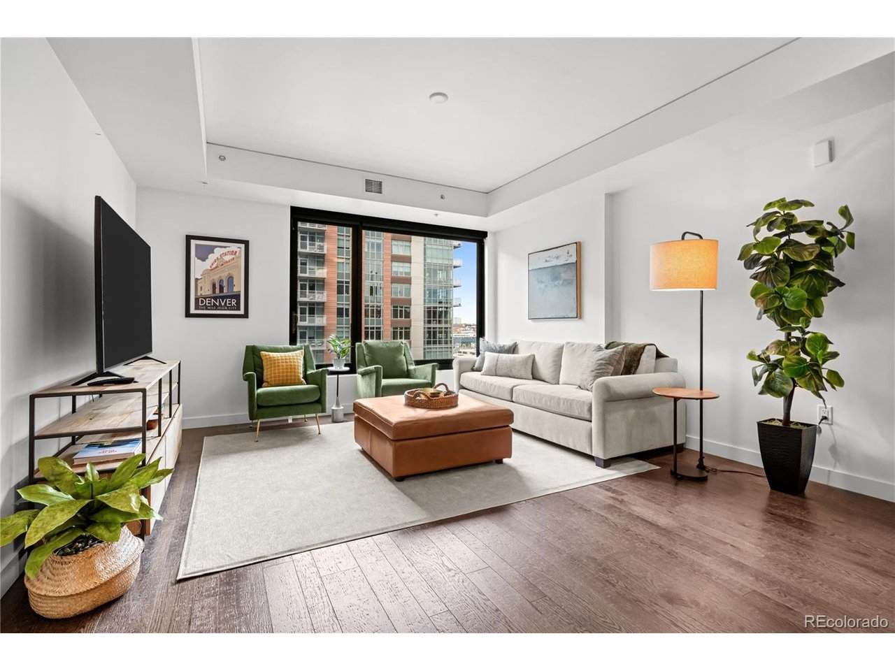1750 Wewatta St - Photo 1