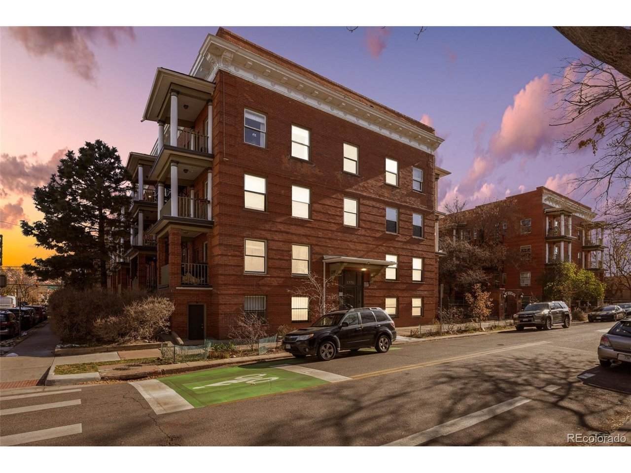 1376 Pearl St - Photo 1