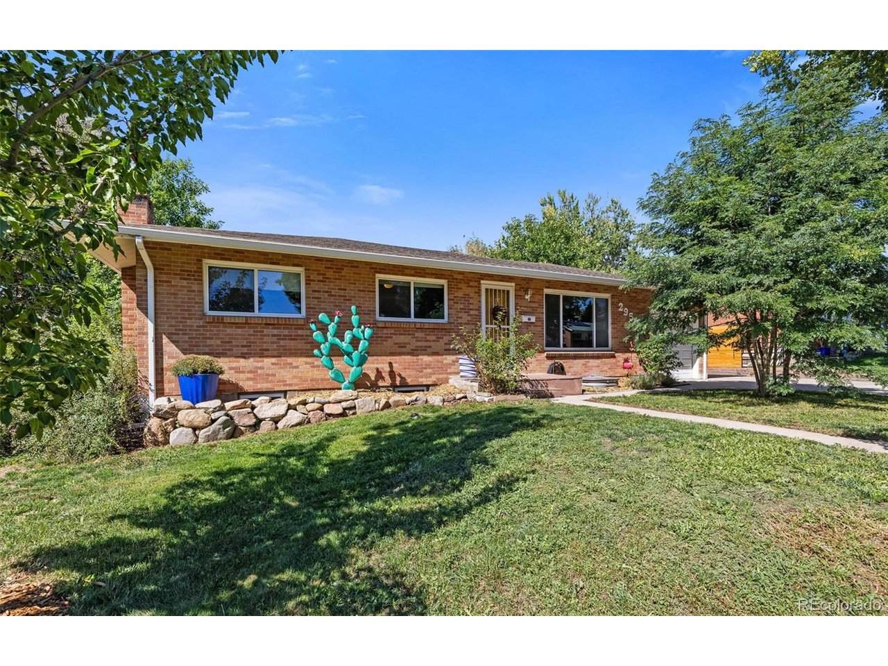 2953 Zenobia St - Photo 1