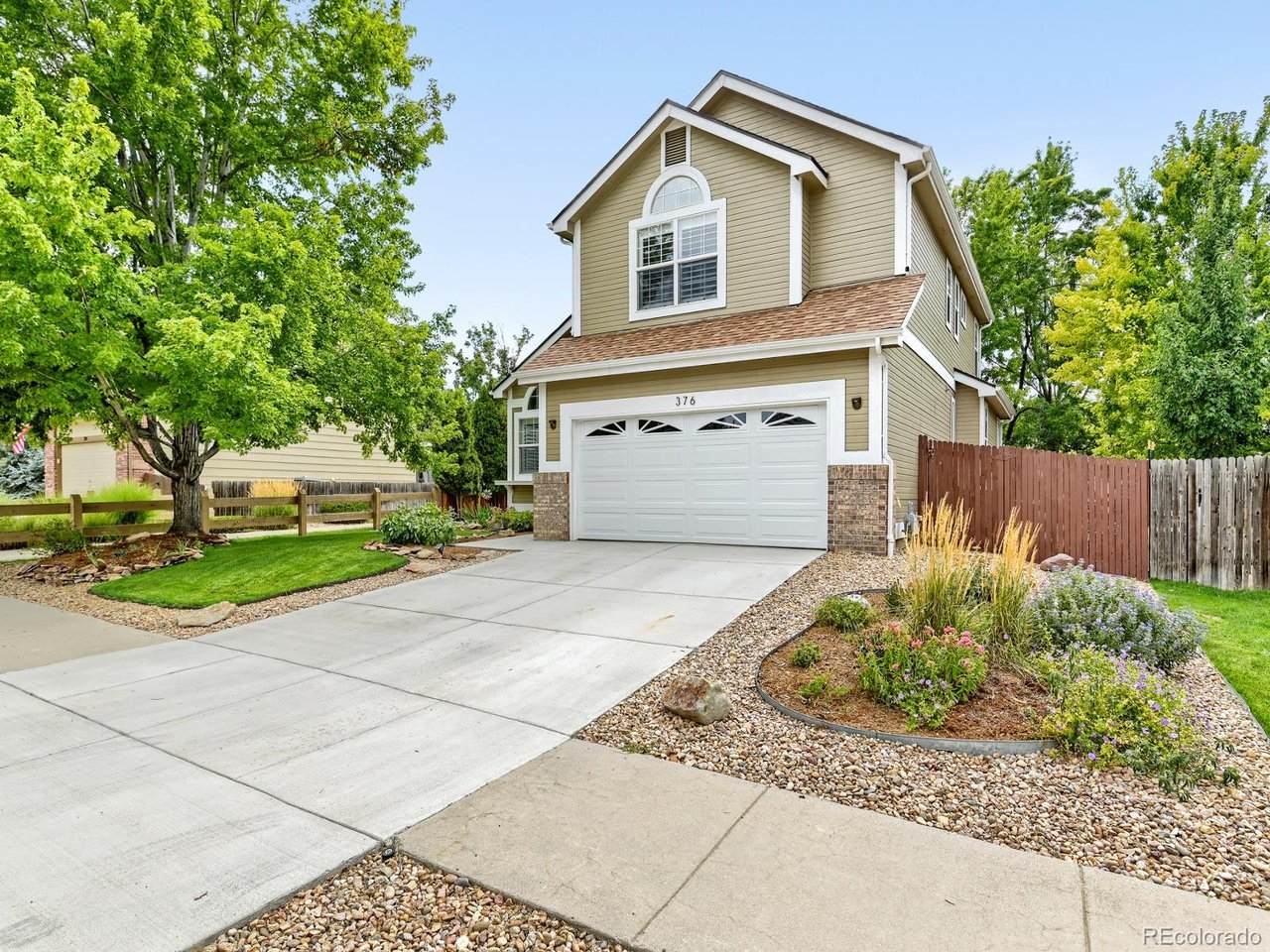 376 Conrad Dr - Photo 1