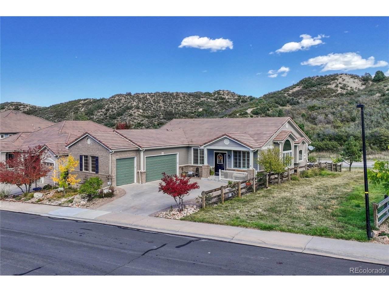 1410 Exquisite St - Photo 1