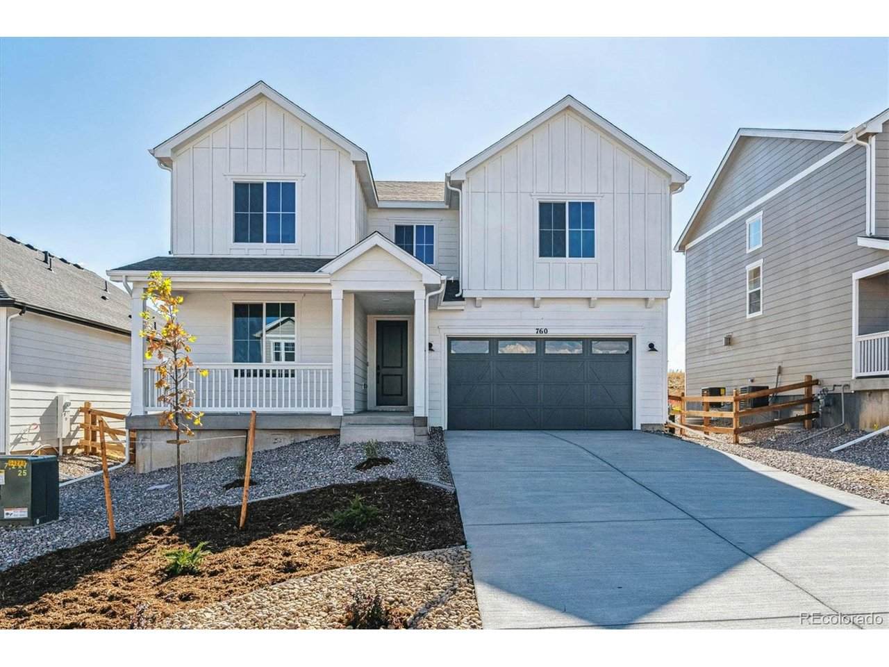 760 Lawson Dr - Photo 1