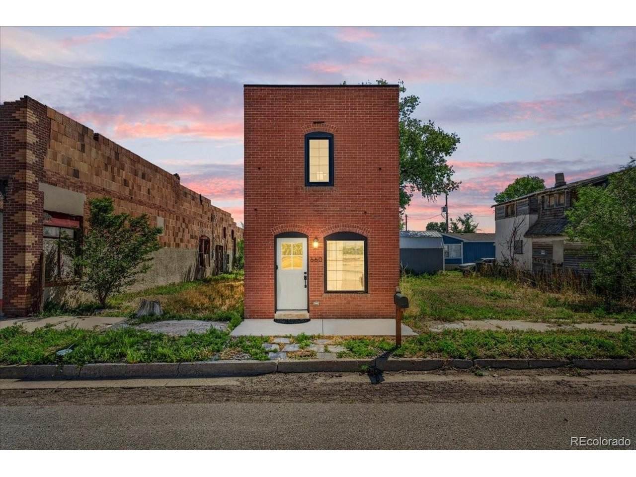660 1st Ave - Photo 1