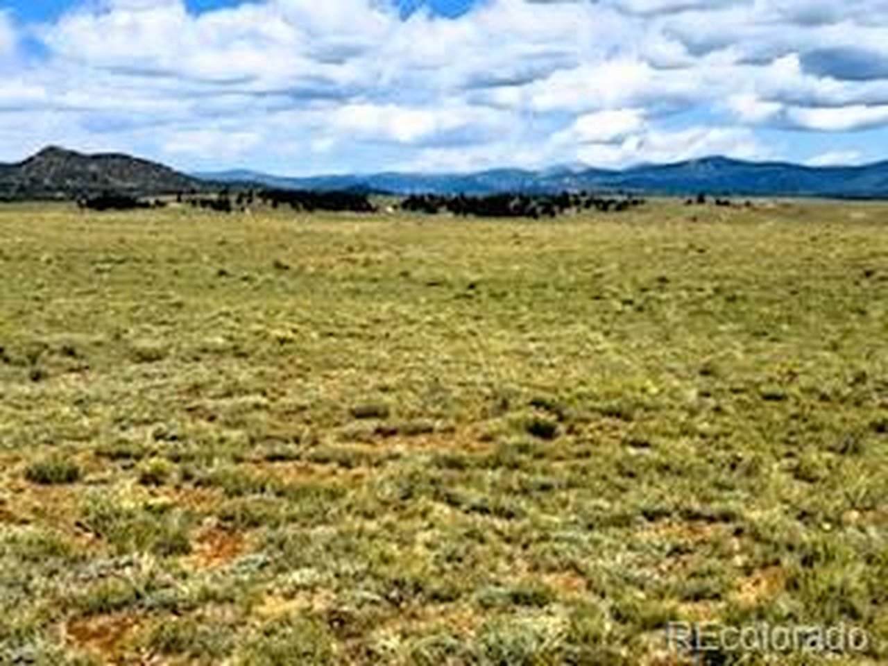 415 Andesite Way - Photo 1