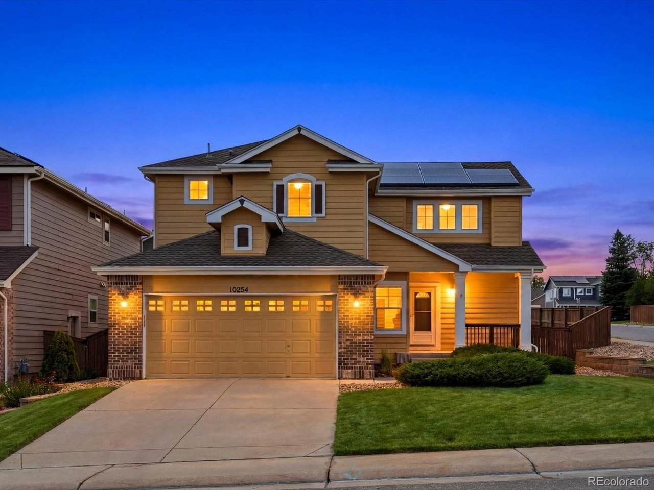10254 Bentwood Cir - Photo 1
