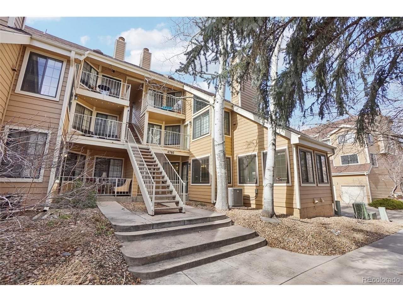 4789 White Rock Cir - Photo 1