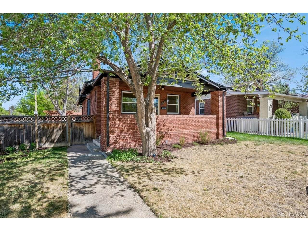 2290 Holly St - Photo 1