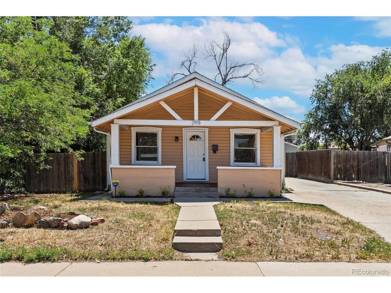 2918 2nd Ave - Photo 1
