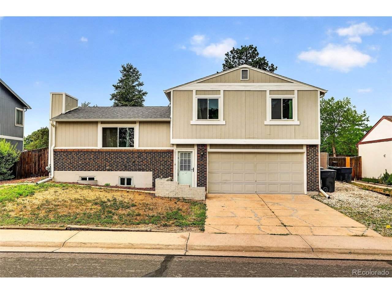 12175 Bellaire St - Photo 1