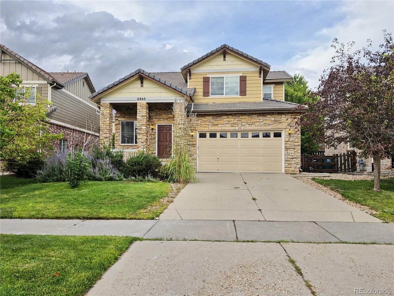 6860 Algonquian Ct - Photo 1