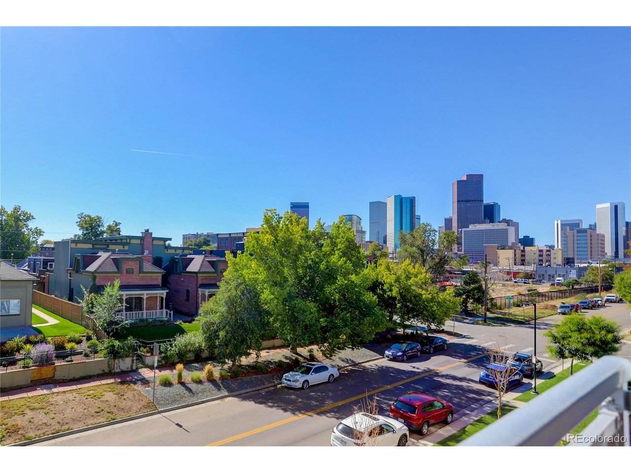 2525 Arapahoe St - Photo 1
