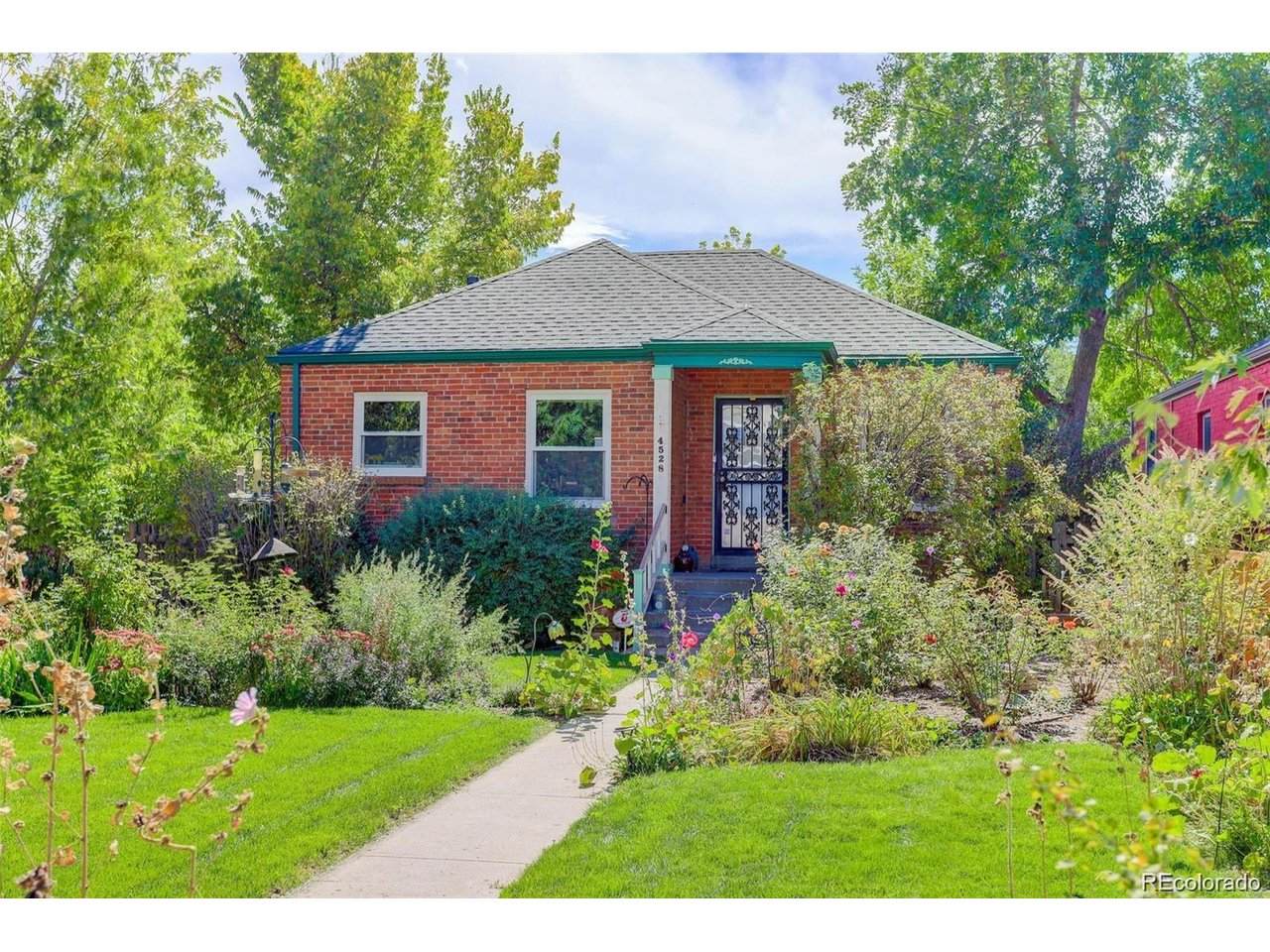 4528 27th Ave - Photo 1