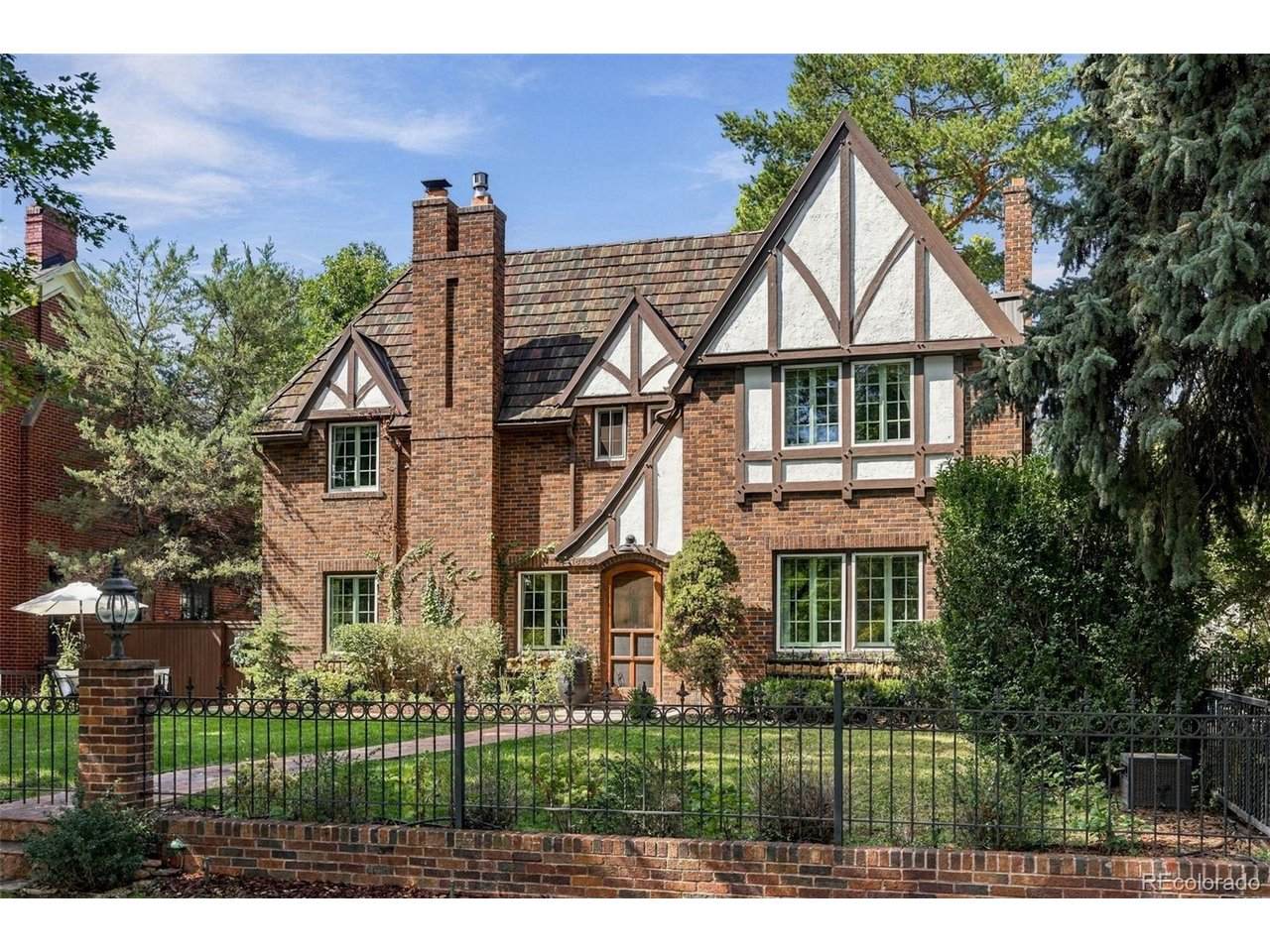 1643 Monaco Street Pkwy - Photo 1