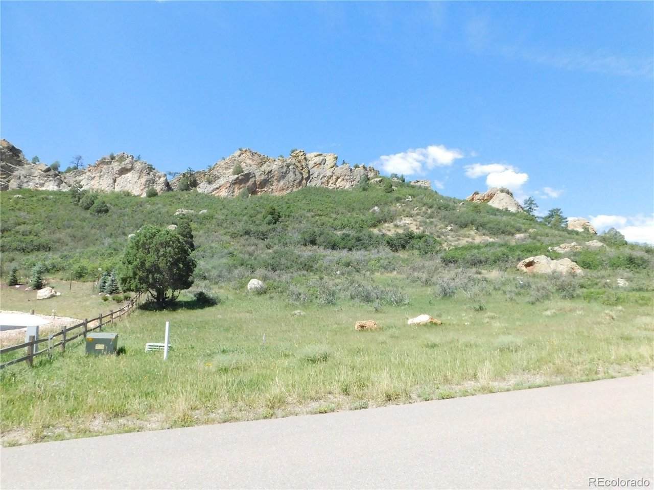 5760 Country Club Dr - Photo 1