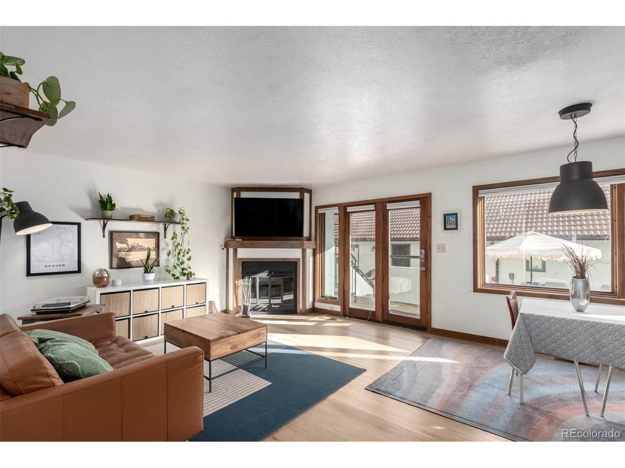 704 Pearl St - Photo 1