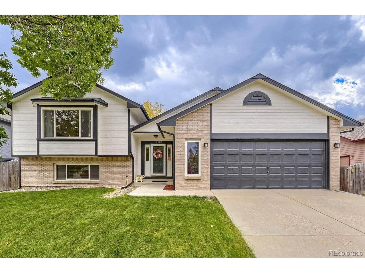12206 Crestline Dr - Photo 1
