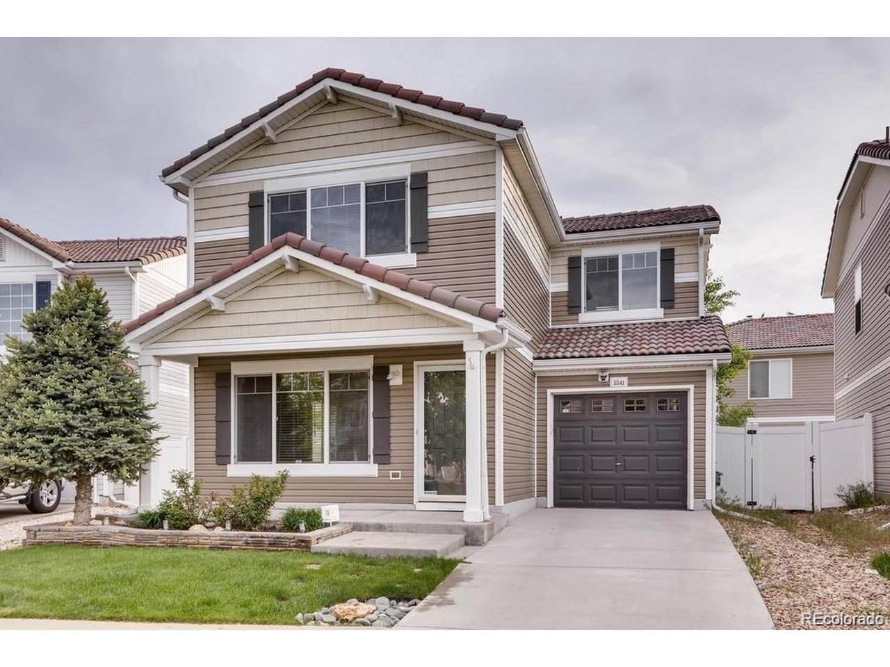 5541 Flanders Way - Photo 1