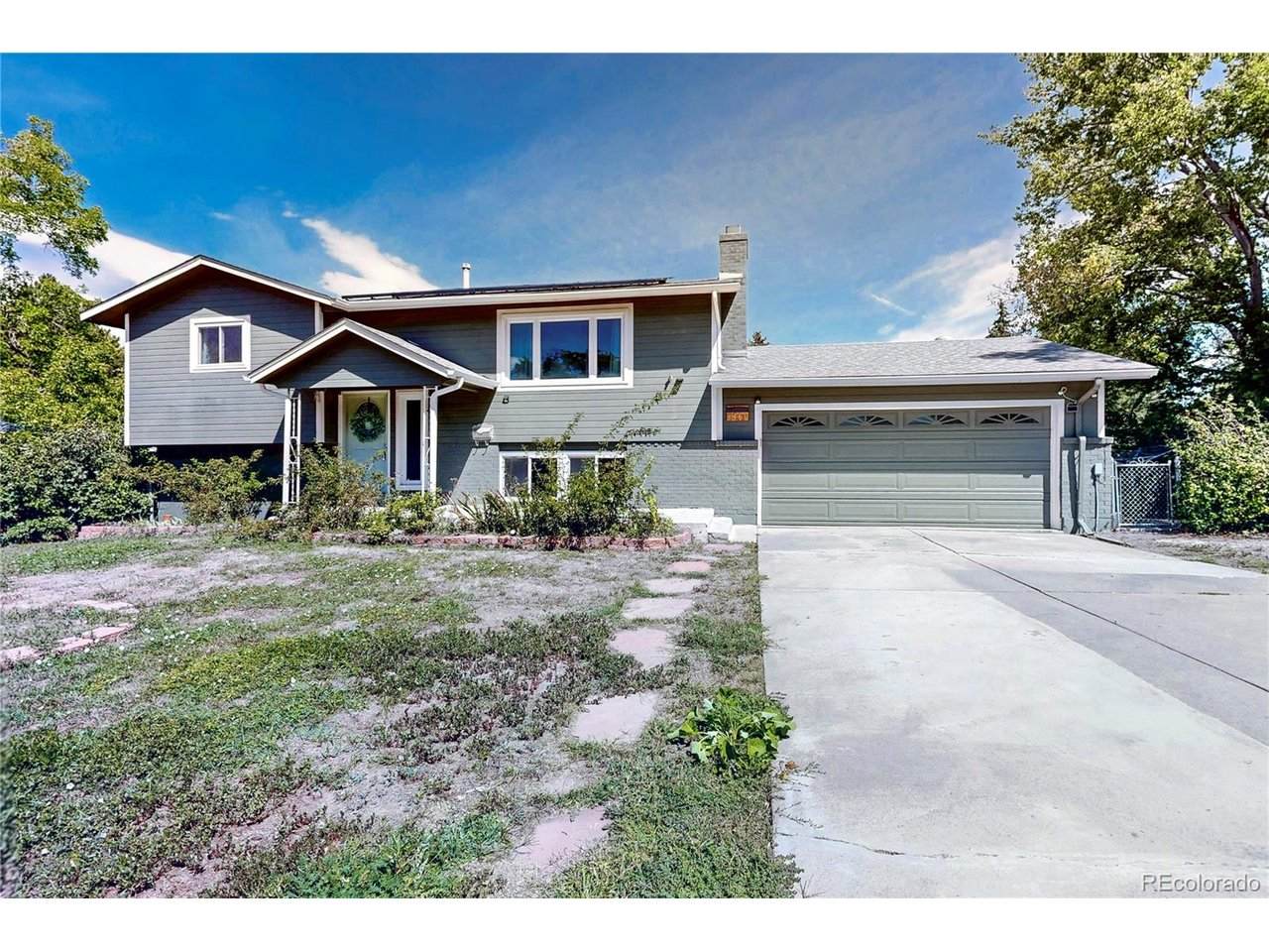 1461 Kennedy Dr - Photo 1