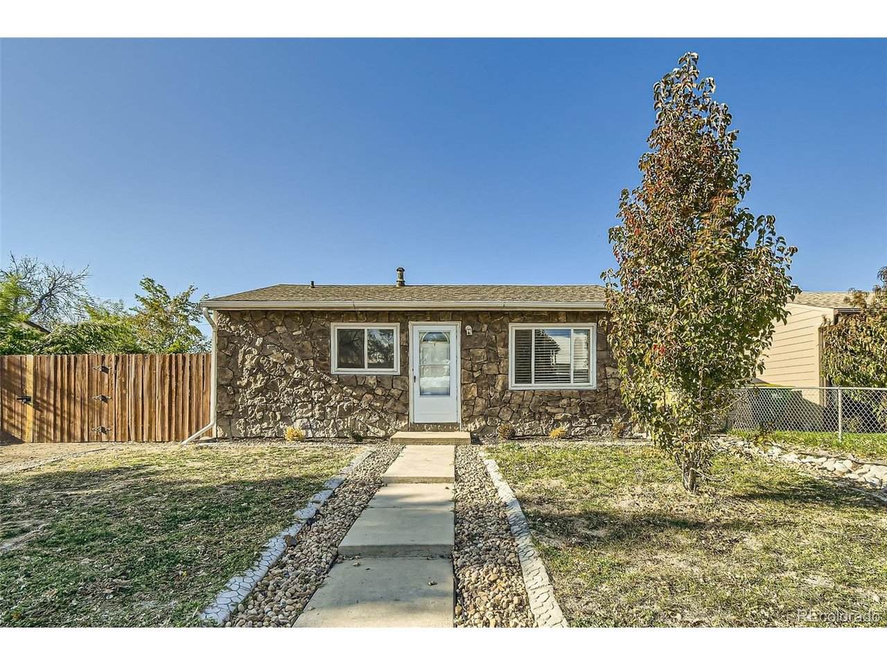 7695 Kearney Dr - Photo 1