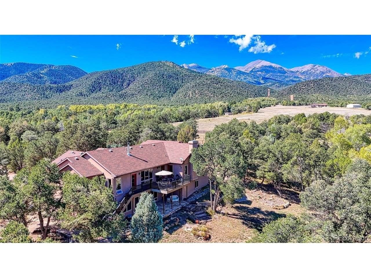 990 Hamilton Creek Rd - Photo 1