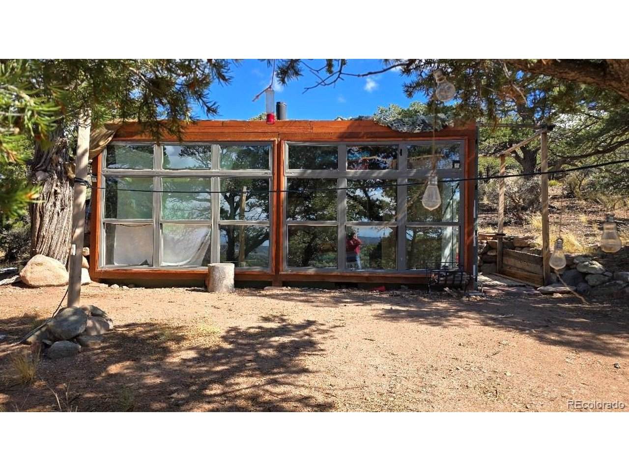 4024 Heritage Rd - Photo 1