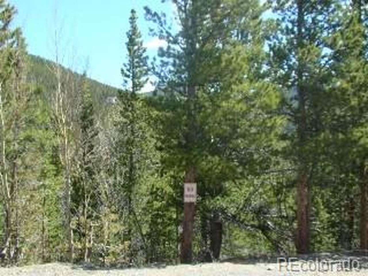  Nebraska Circle - Photo 1
