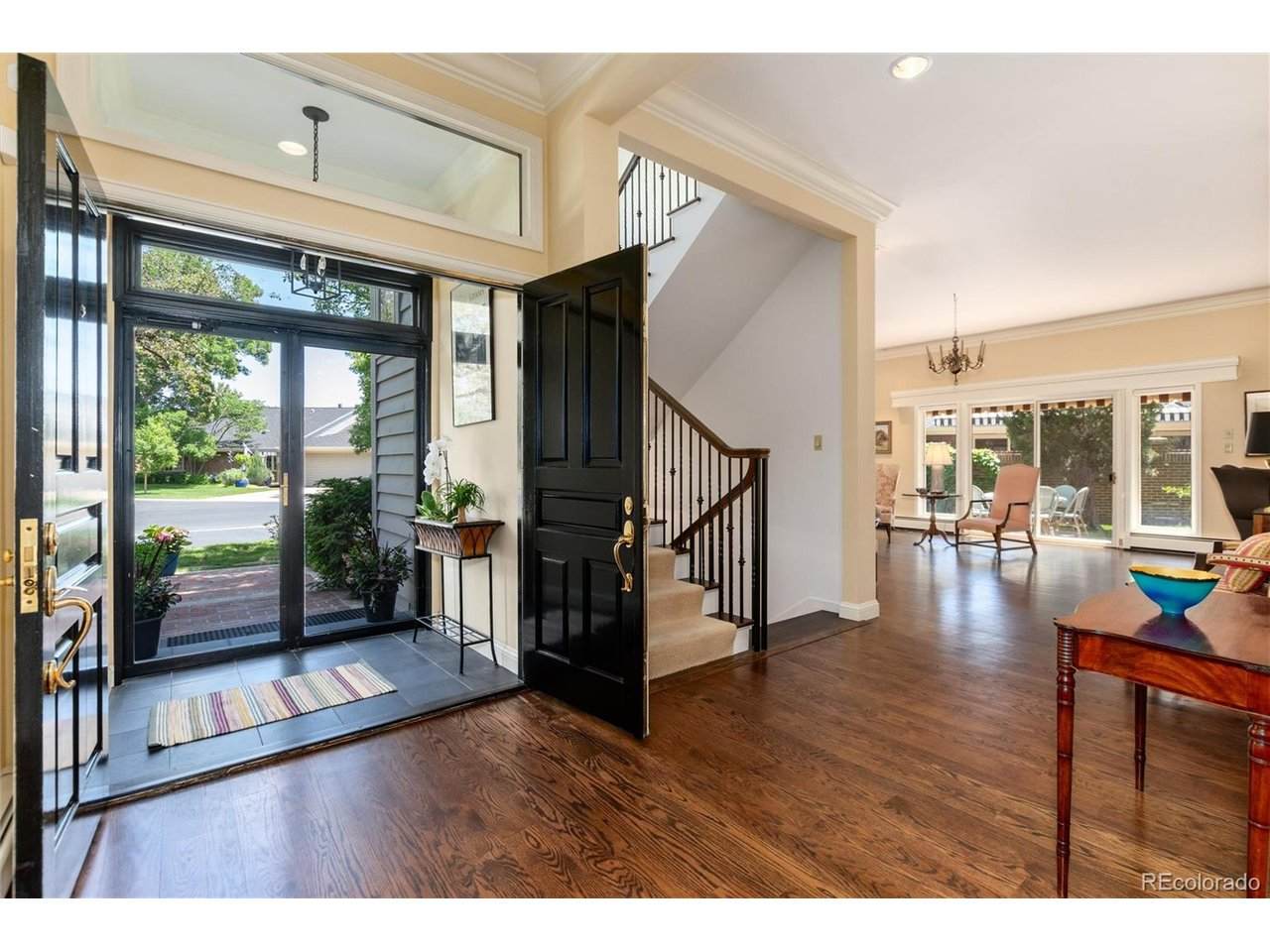 2552 Alameda Ave - Photo 1