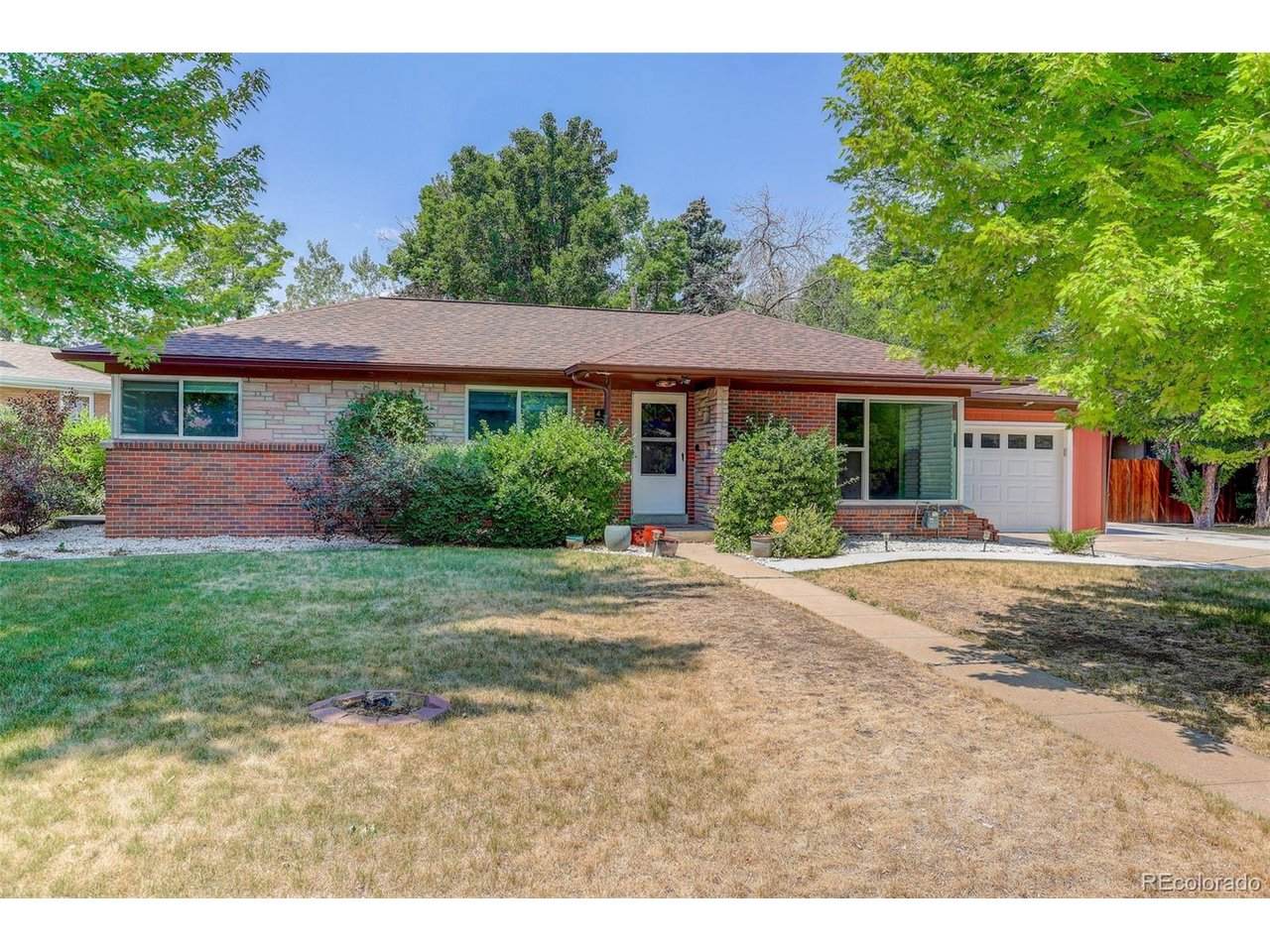 465 Cody Dr - Photo 1