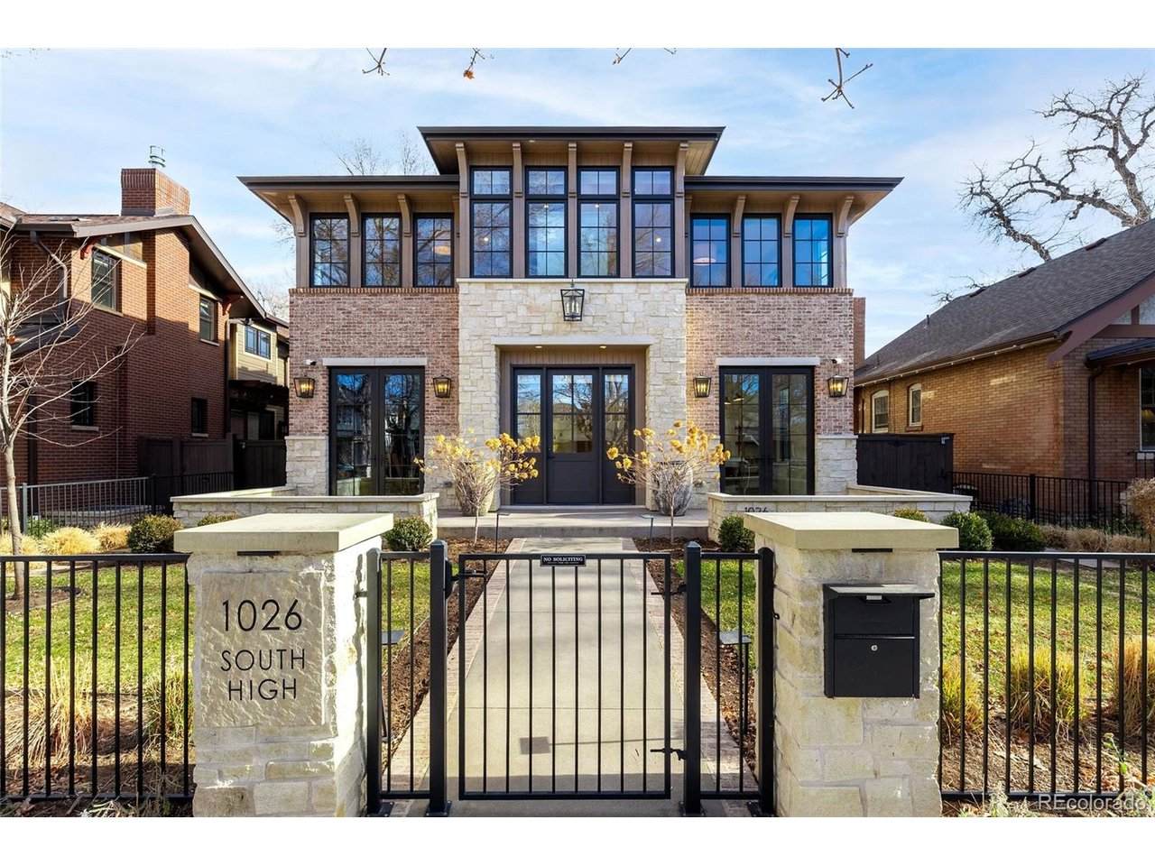 1026 High St - Photo 1