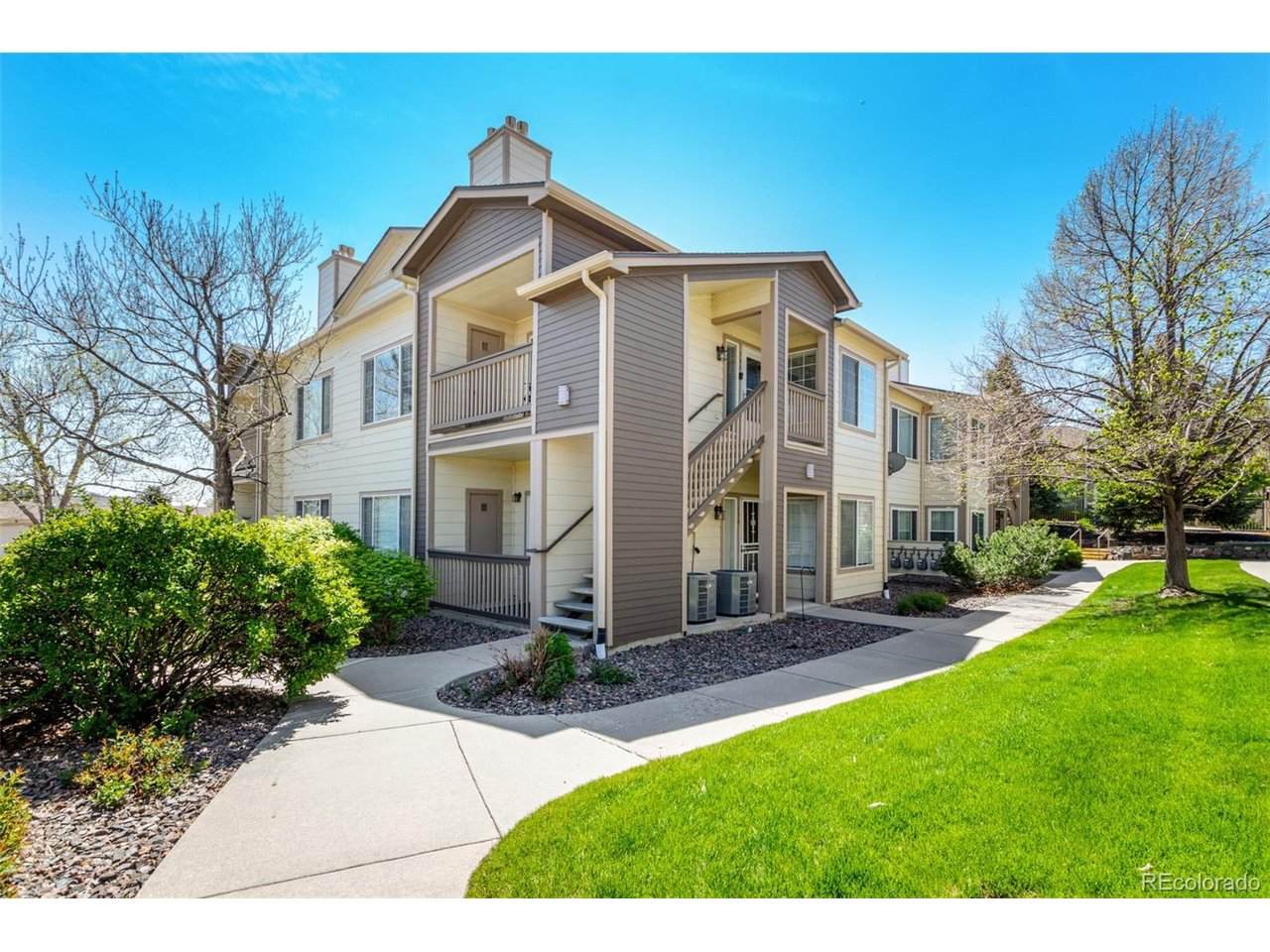 8705 Berry Ave - Photo 1