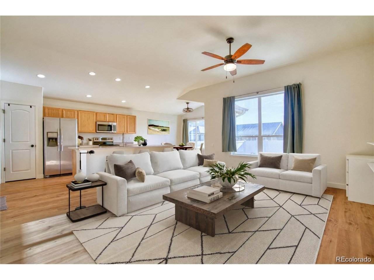 2632 Turquoise St - Photo 1