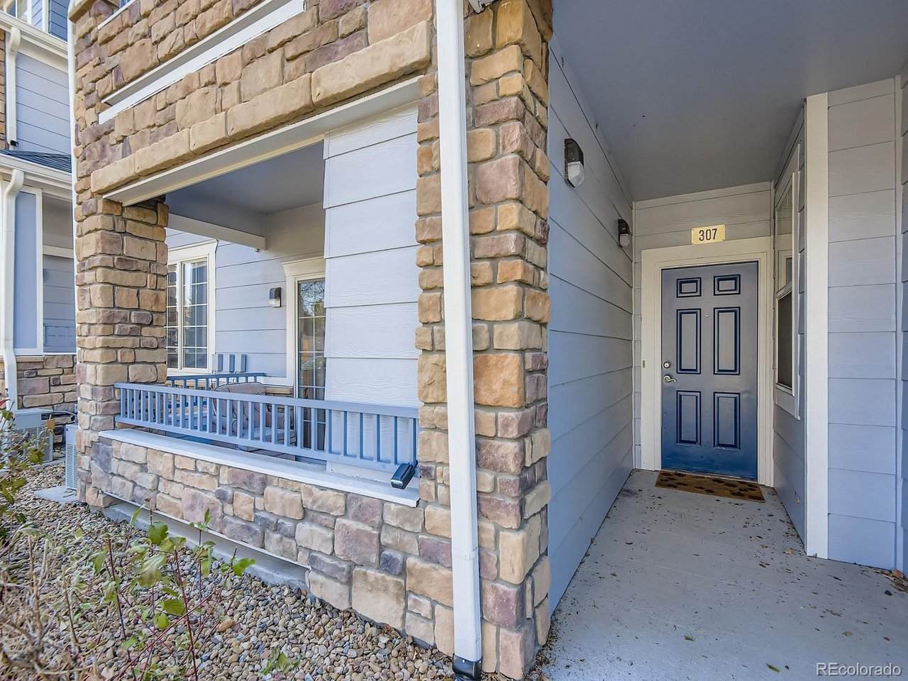 5255 Memphis St - Photo 1