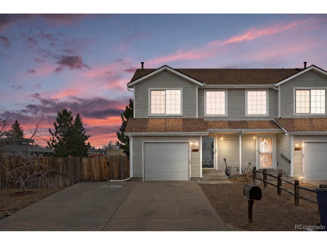 11785 Independence Ave - Photo 1