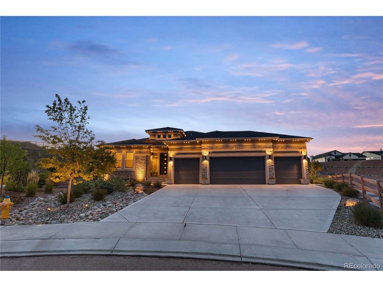 2218 Merlot Dr - Photo 1