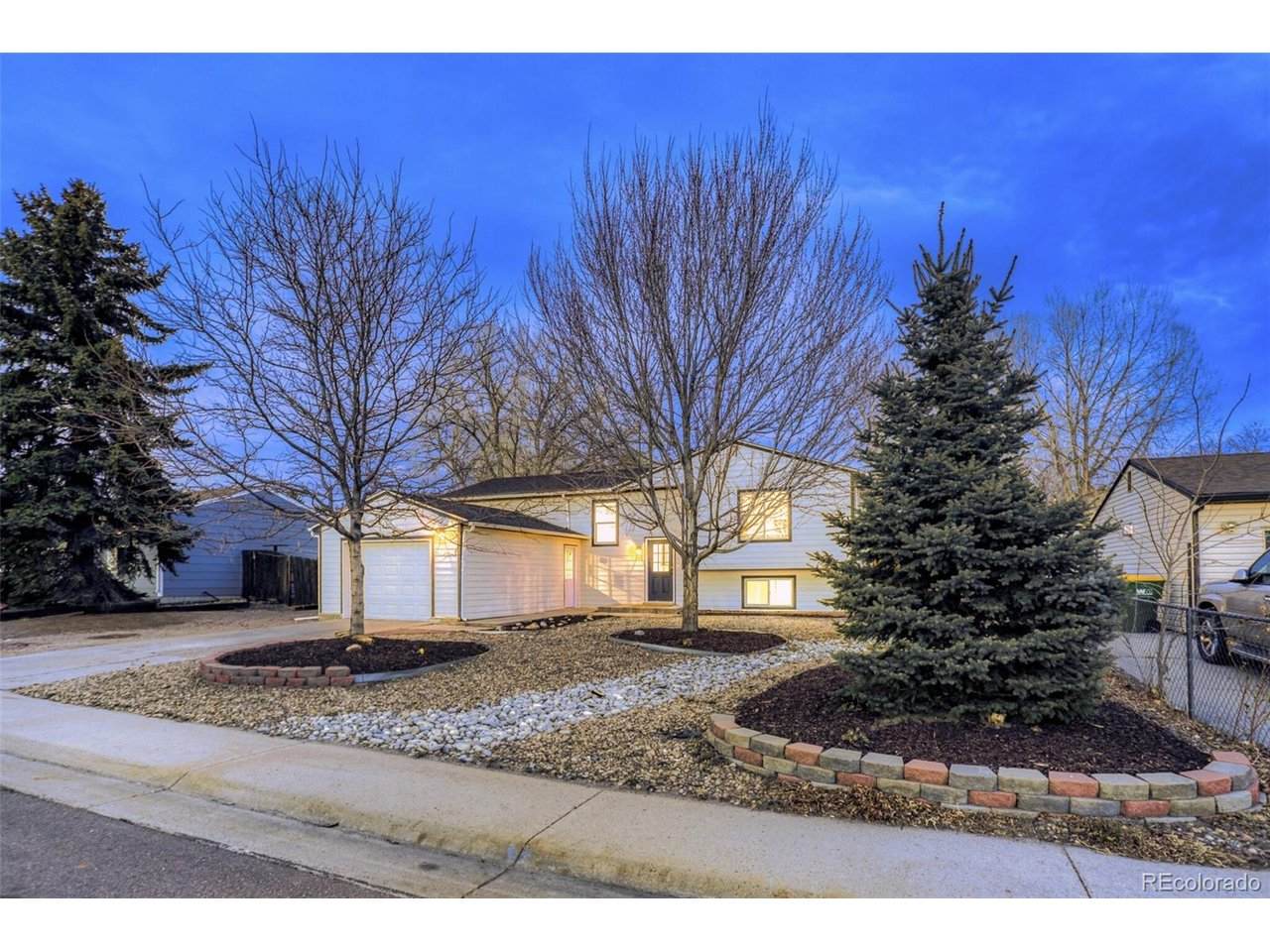 922 Park View St - Photo 1