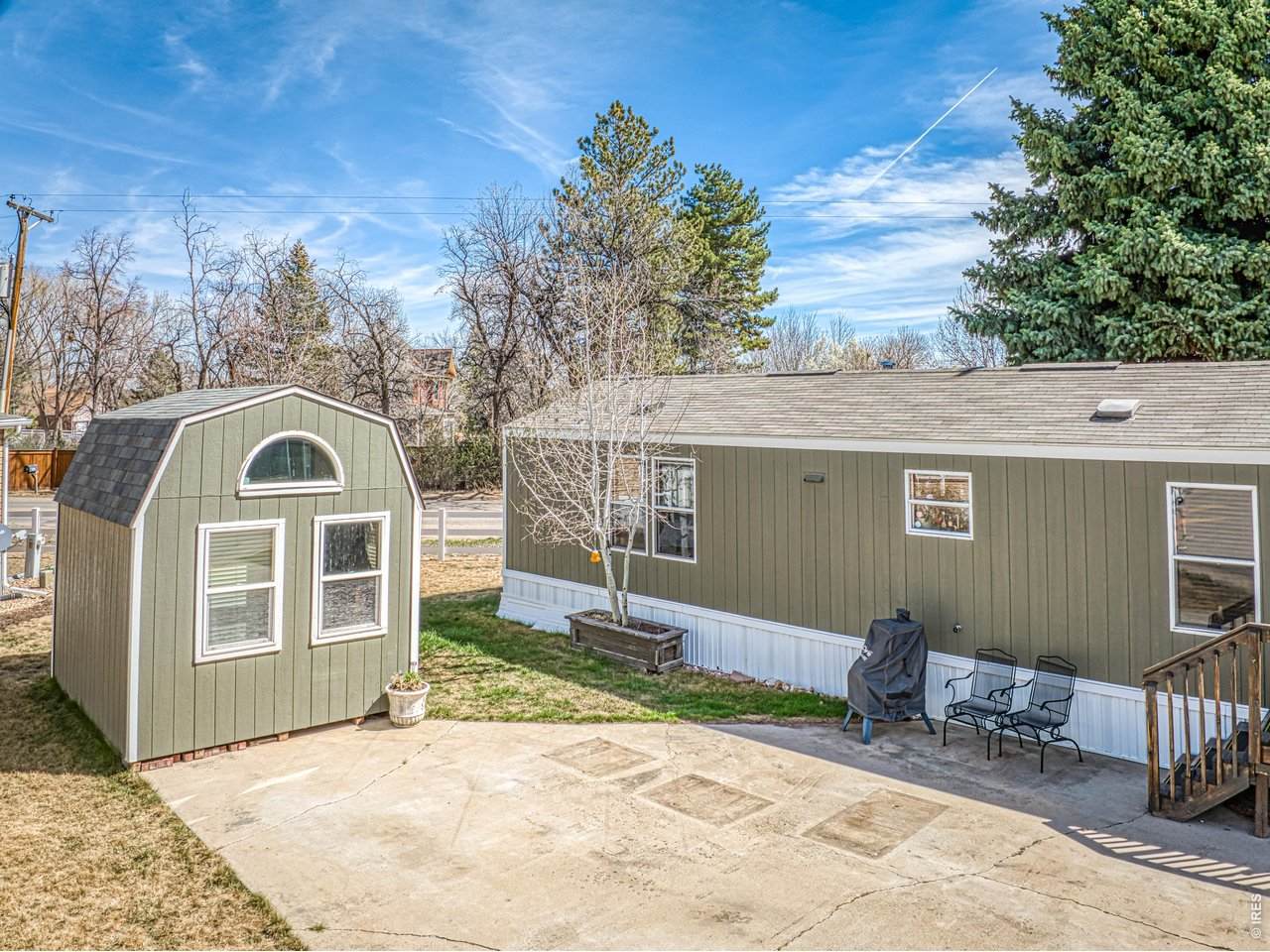 230 2nd St - Photo 1