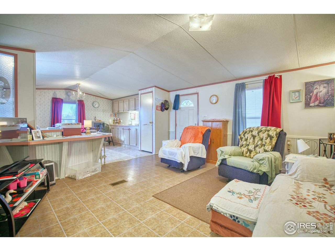 227 2nd St - Photo 1