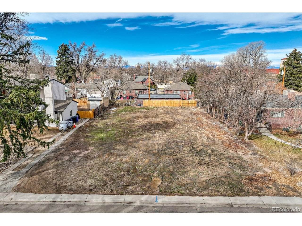 775 Glencoe St - Photo 1