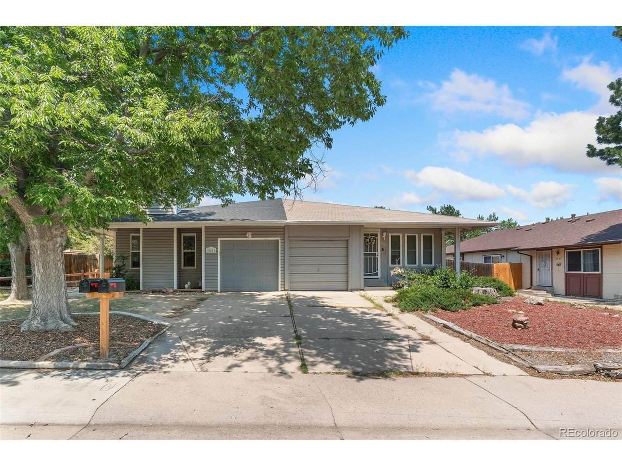 15421 Princeton Ave - Photo 1