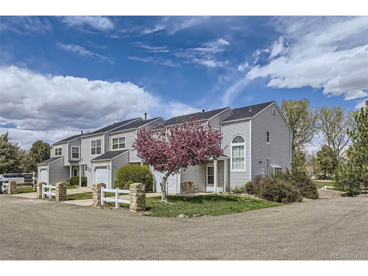 https://bt-photos.global.ssl.fastly.net/ires/orig_boomver_1_6910342-2.jpg