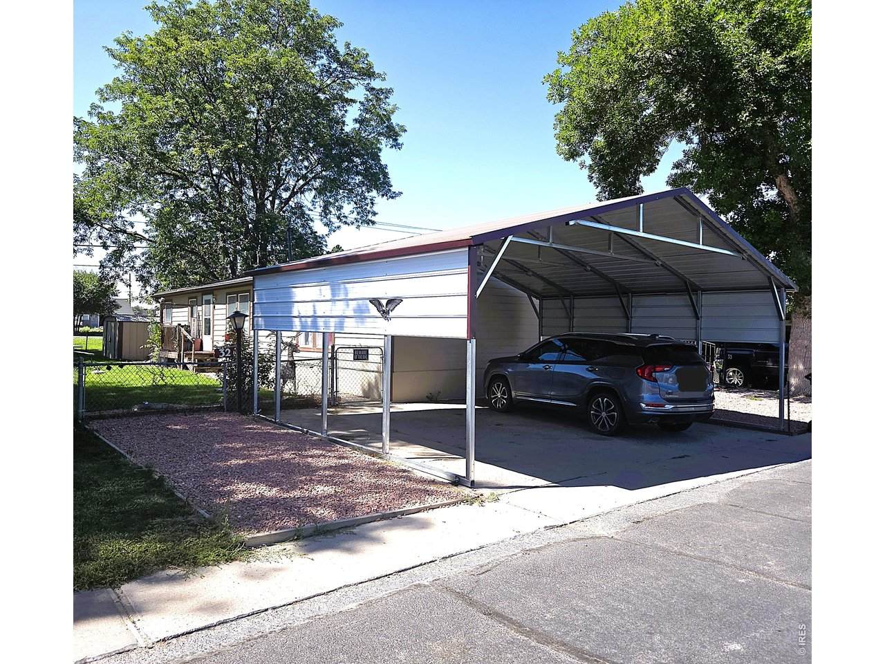 2280 1 Ave - Photo 1