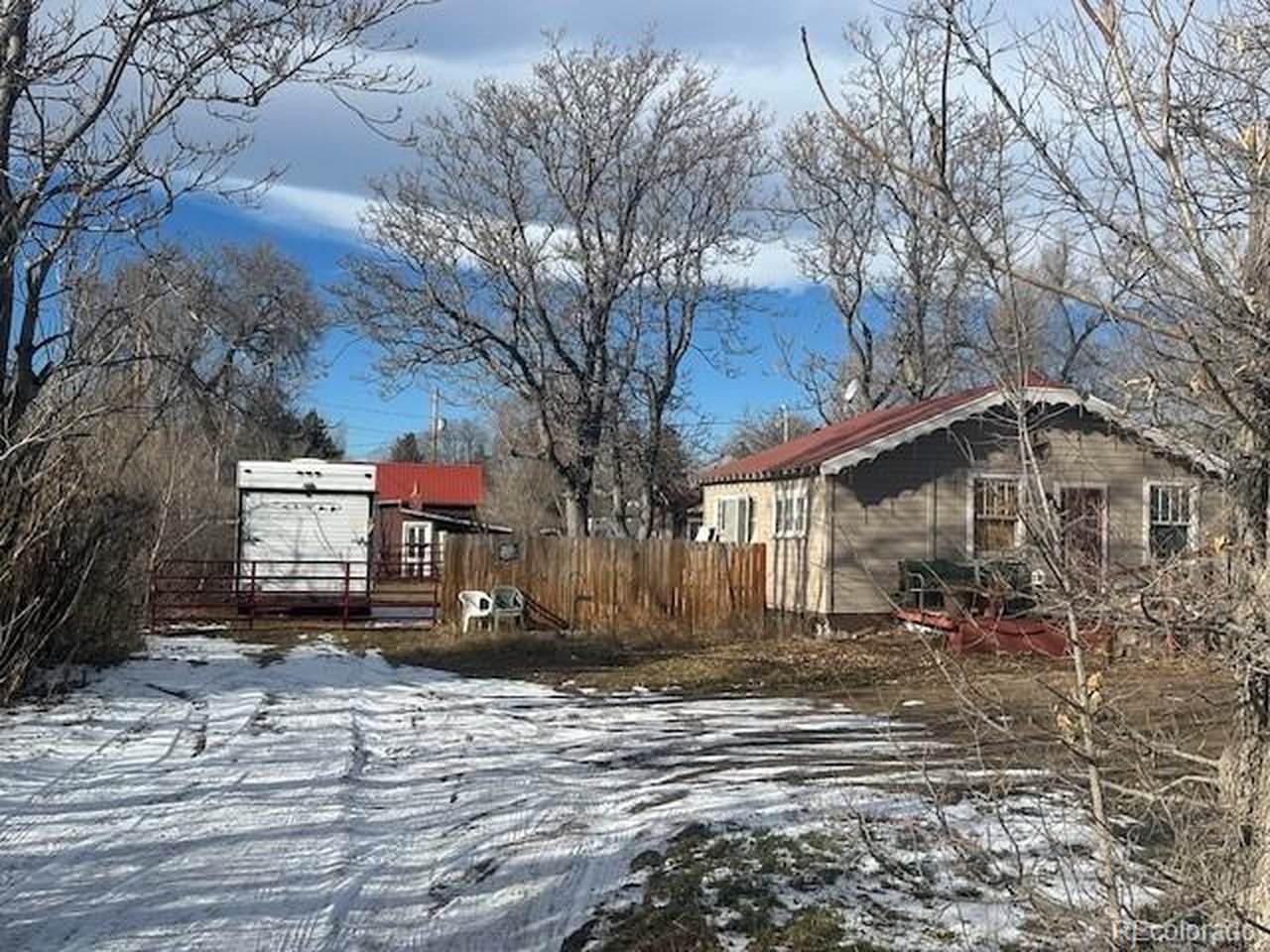 825 Depew St - Photo 1
